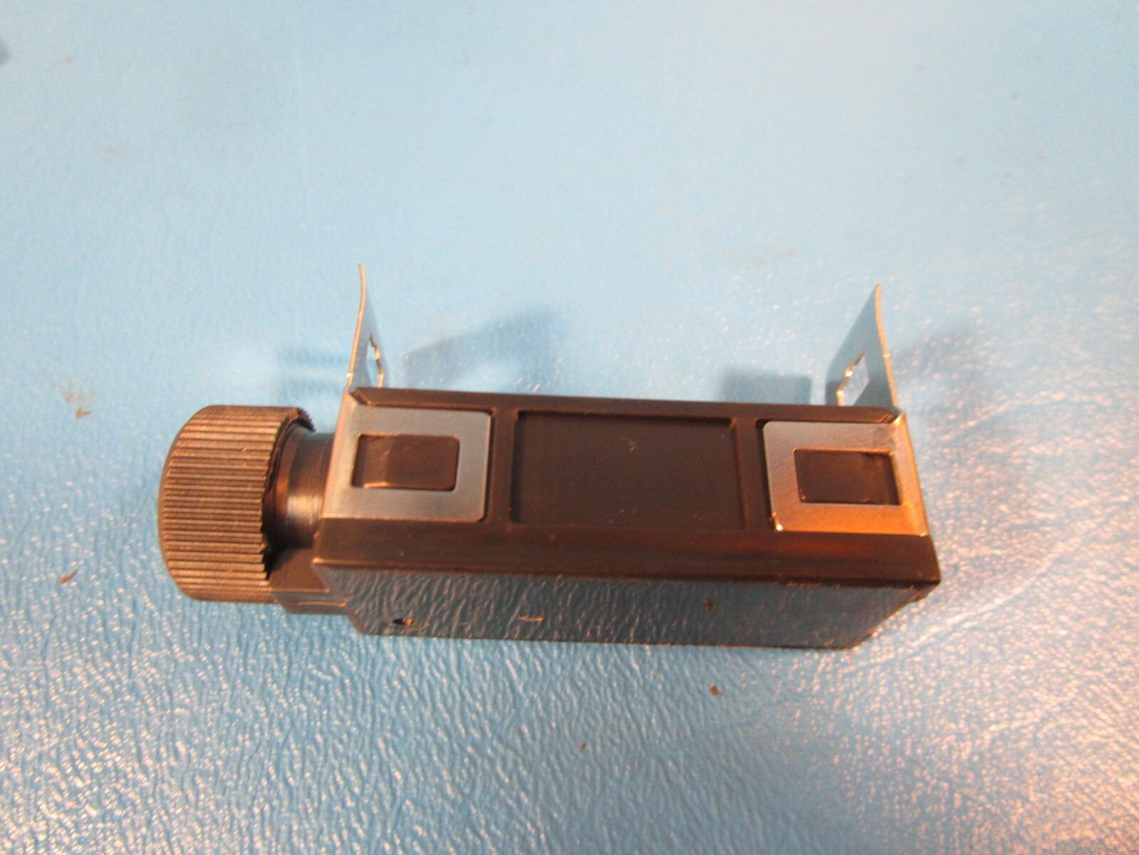 Yamatake Sl1-Ak2 Micro Limit Switch, YAMATAKE 9932P with Base (Honeywell)
