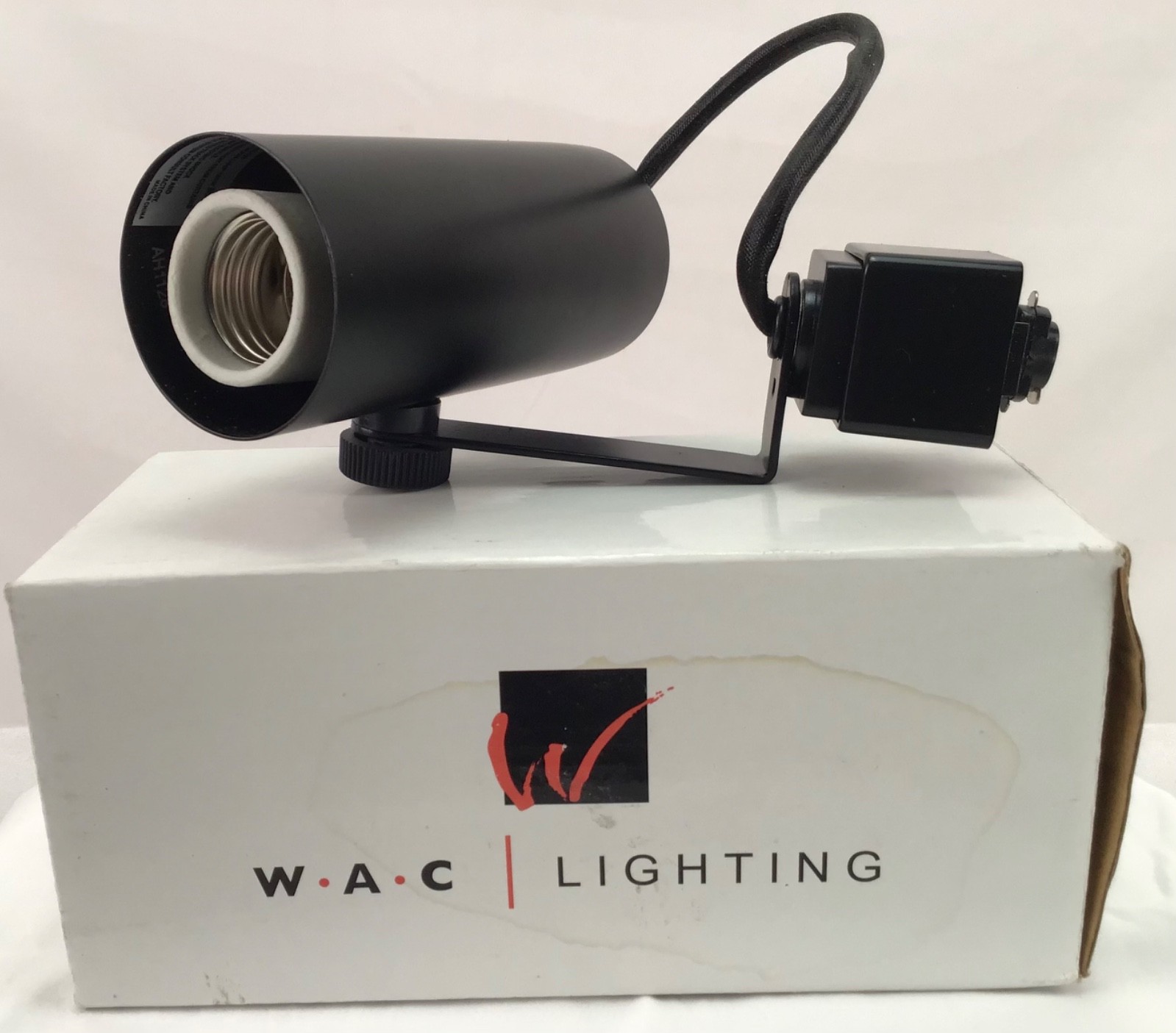 WAC HTK-188-BK H-Track 120V Line Voltage Track Light Fixture Black