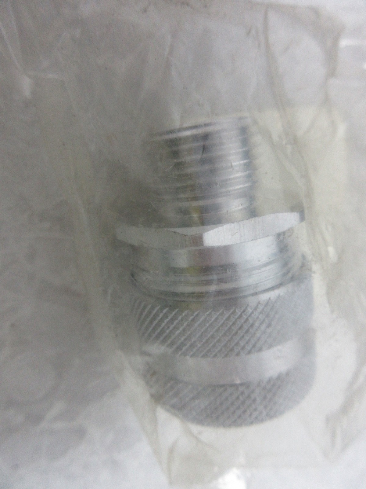HUBBELL SHC1027 CORD CONNECTOR, IA0182