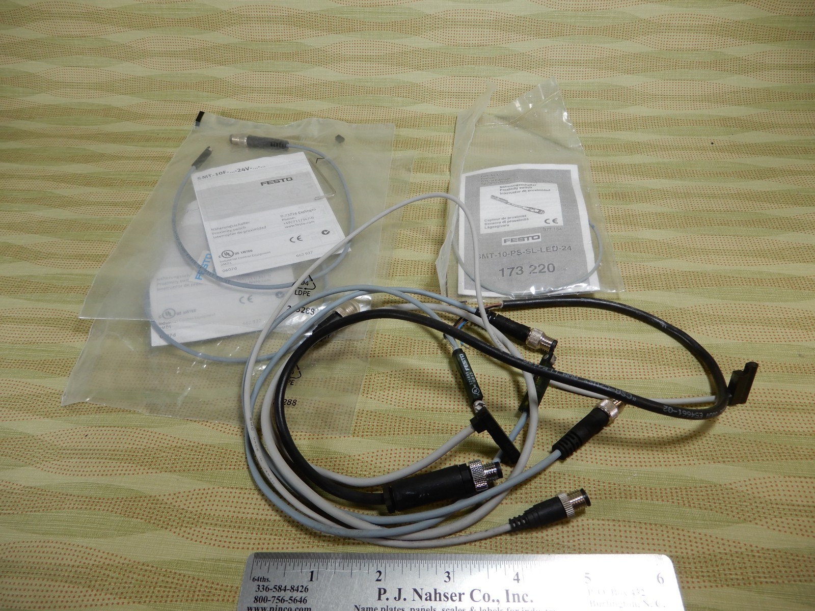 Festo Lot of Proximity Sensors Shown 173 220, SMT-10F 24V (2) NOS BX