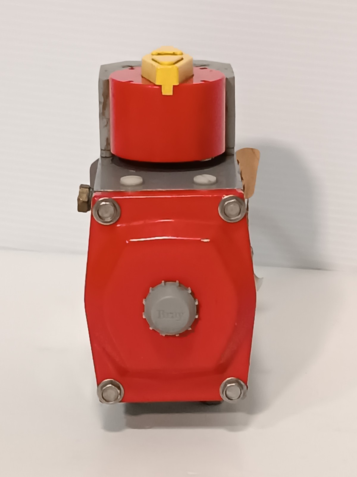Bray 90-0500-73301-533 Series 92/93 Pneumatic Actuator w 52-0004-71104-536 Prox
