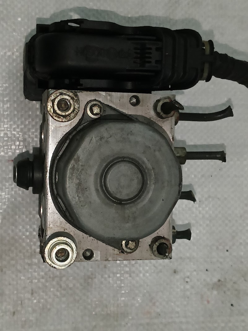 Nissan Patrol Y2 ABS PUMP 269 039 Brake Actuator Pump 151222/1/2011