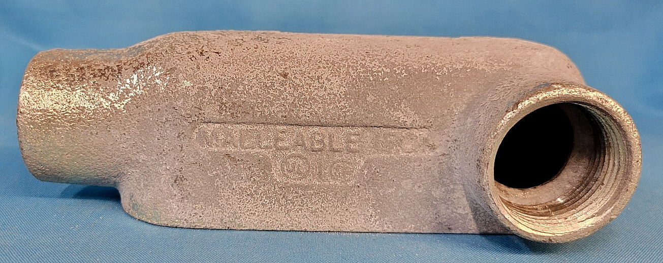 OZ GEDNEY 1 IN. CONDUIT BODY M/N: LR-100G (LOT OF 5)