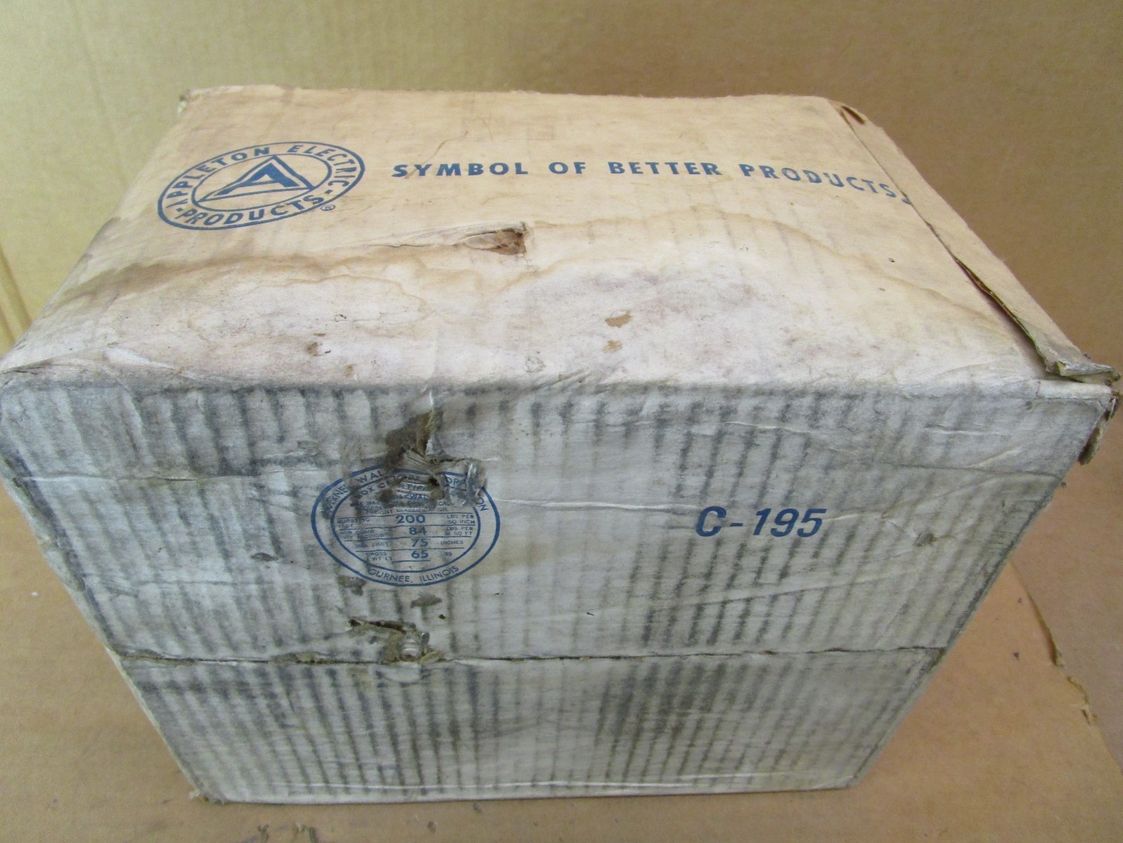New Box of 25 Pieces Appleton 90 Degree Pulling Elbows MFL-100 1″ 51521LR