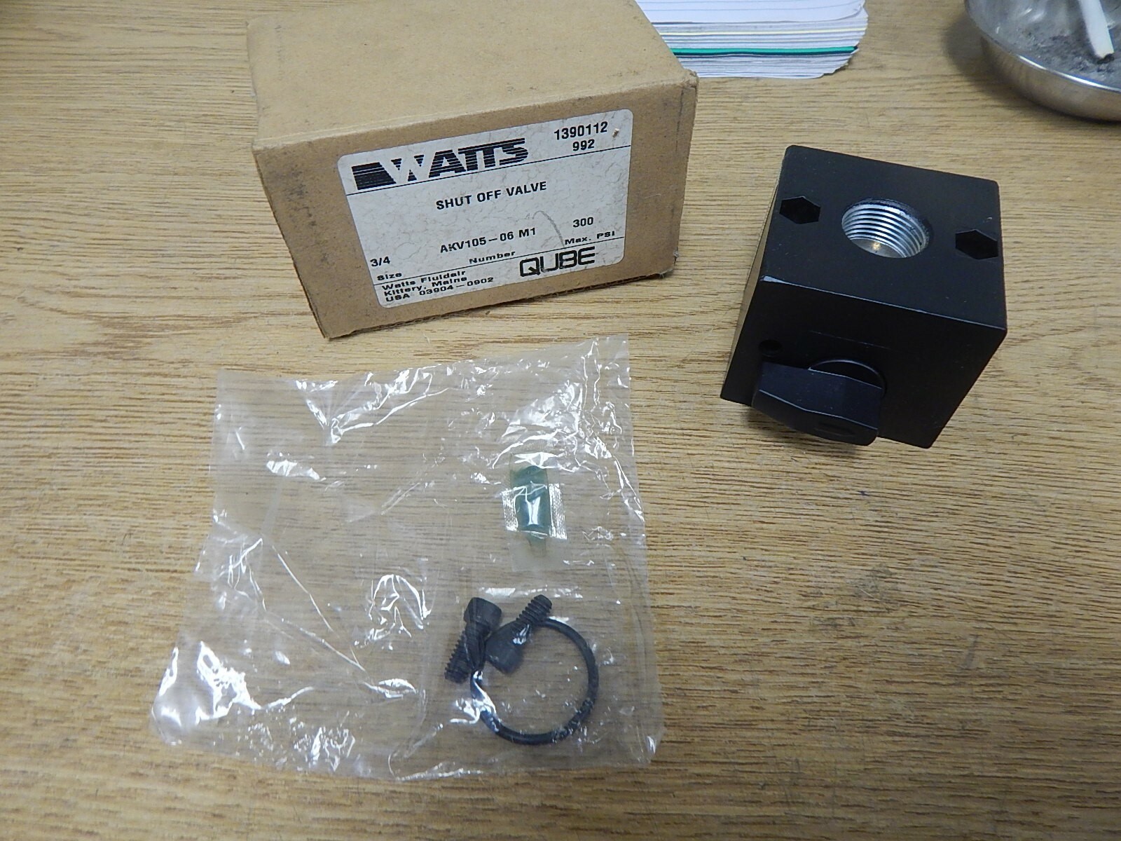 NEW Watts 992 3/4 AKV105-06MI 300 Shut Off Valve *FREE SHIPPING*