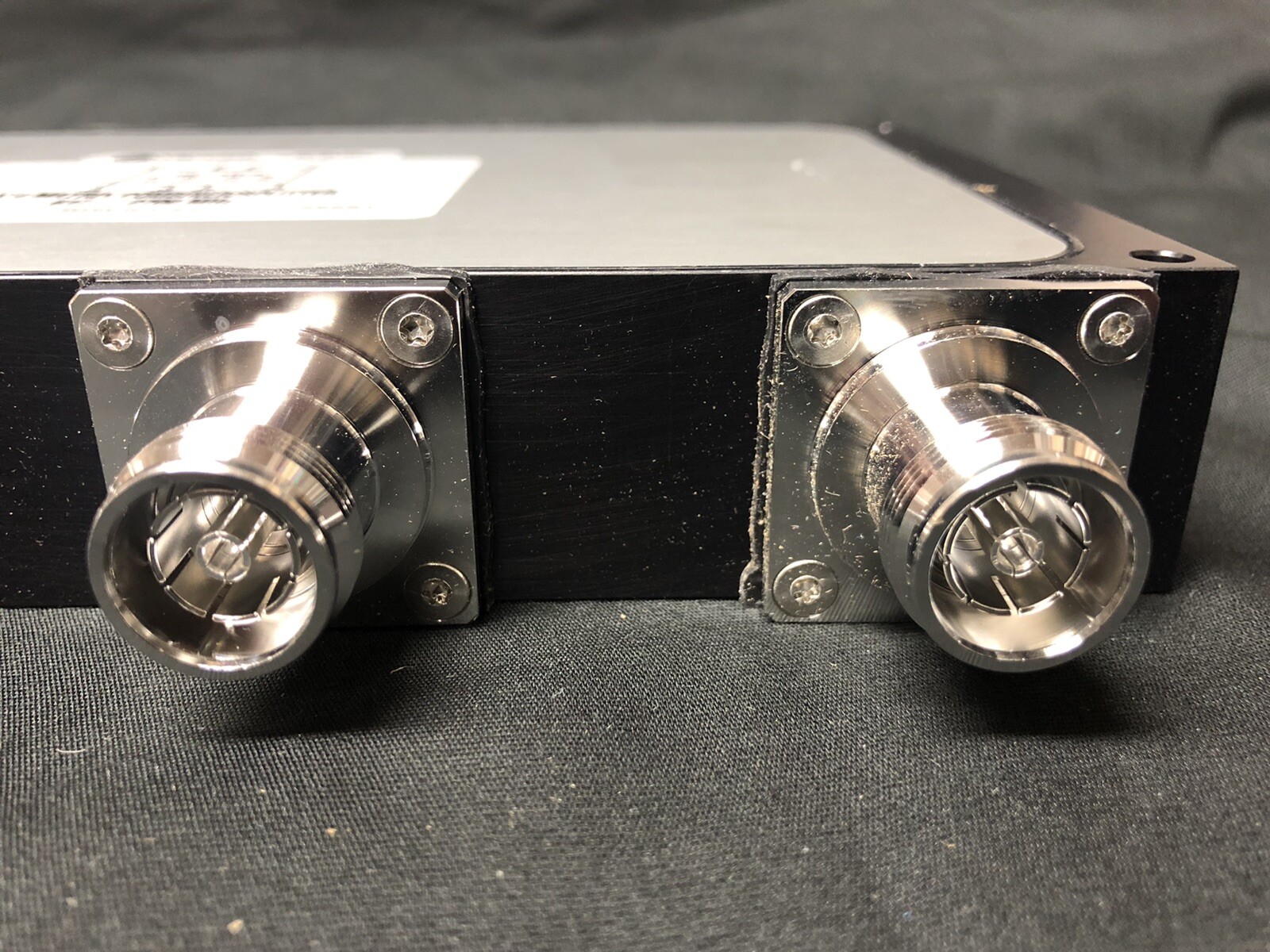 *NOB* Microlab CM-88KE 4×4 Hybrid Matrix Combo Splitter 617-2700 MHz 150W 4.3-10
