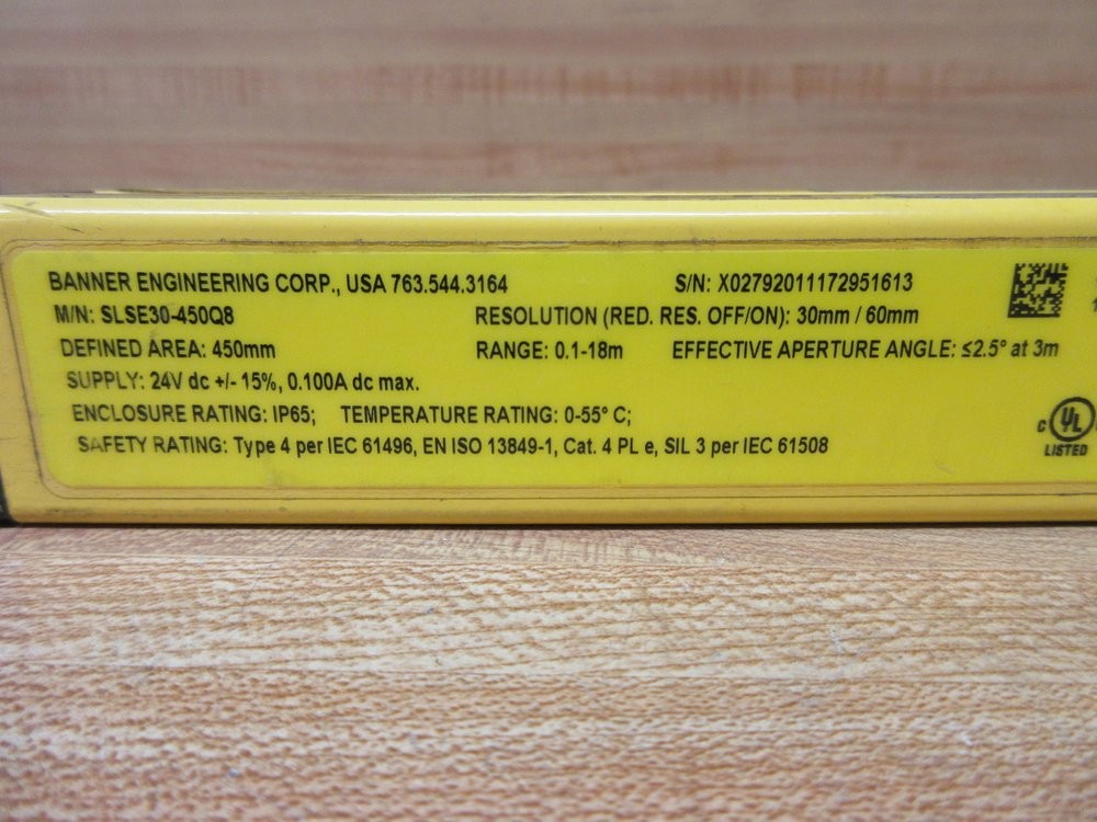 Banner SLSE30-450Q8 EZ-Screen Safety Light Curtain SLSE30450Q8