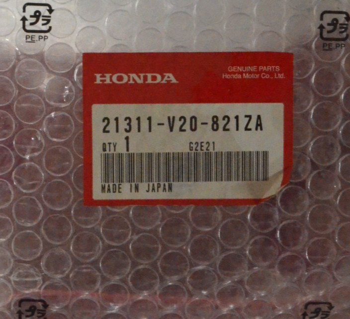 New, Honda 21311-V20-821ZA Cover, Change *R280* (power red) – Fits FRC800 Tiller