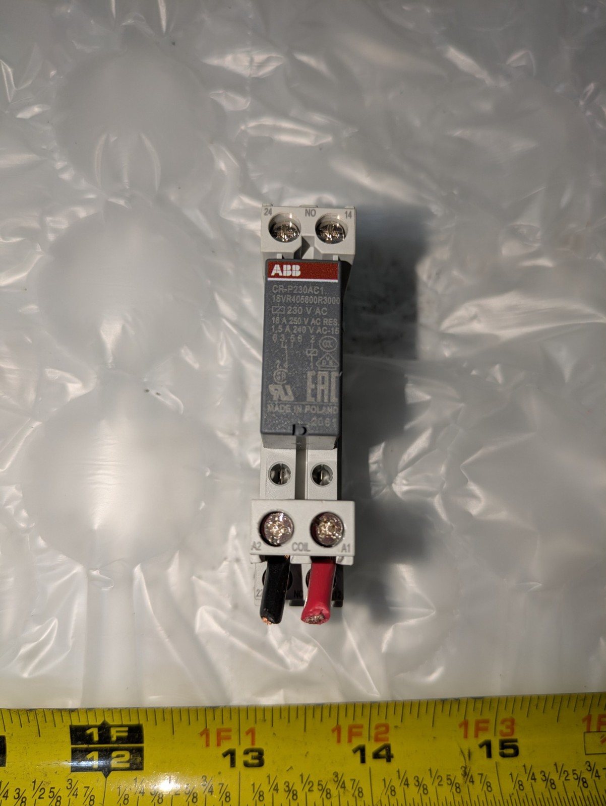 ABB CR-P230AC1 1SVR405800R3000 230-250V AC WITH SOCKET CR-PSS