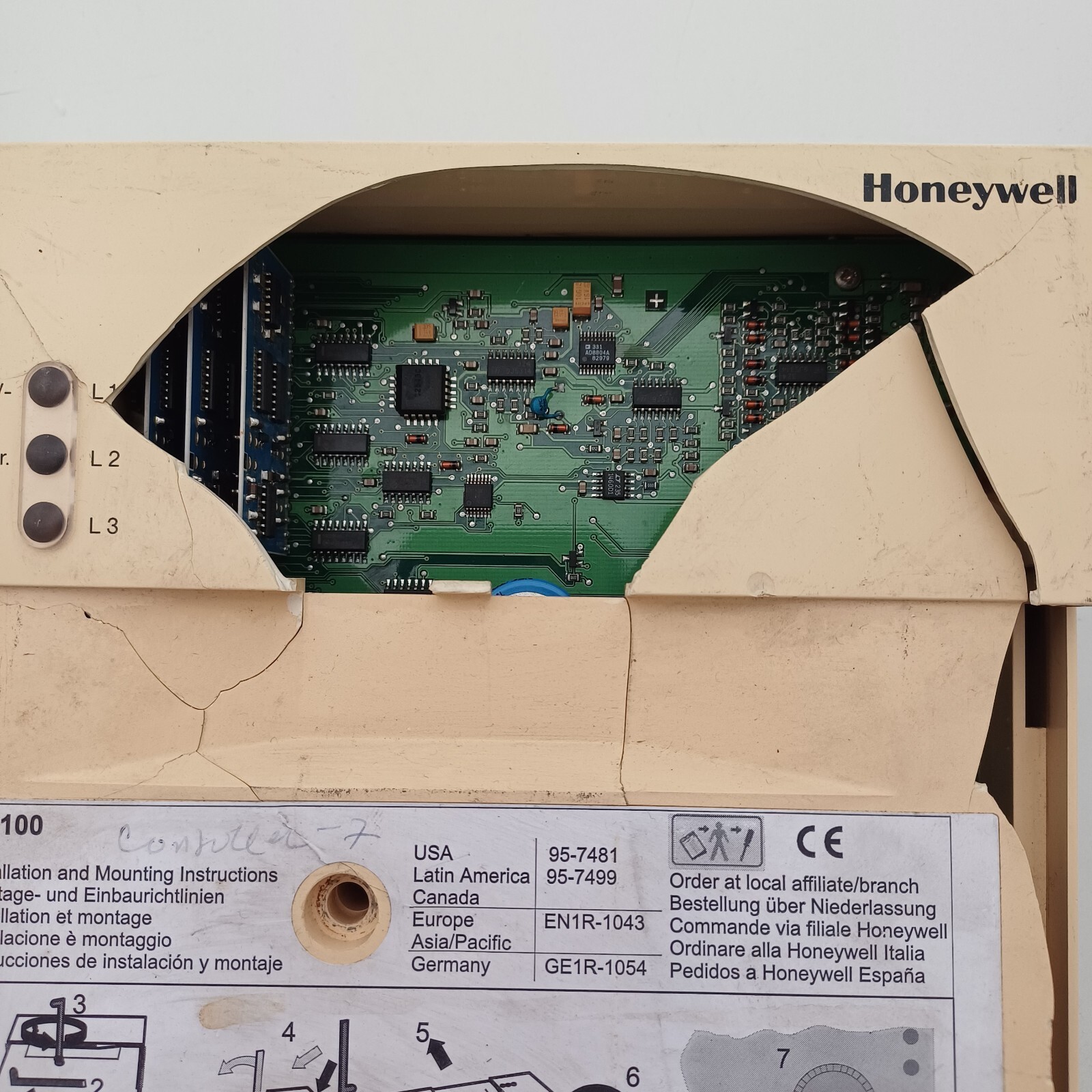 HONEYWELL XL100C EXCEL 100C WITH C-BUS & MODEM INTERFACE GERMANY