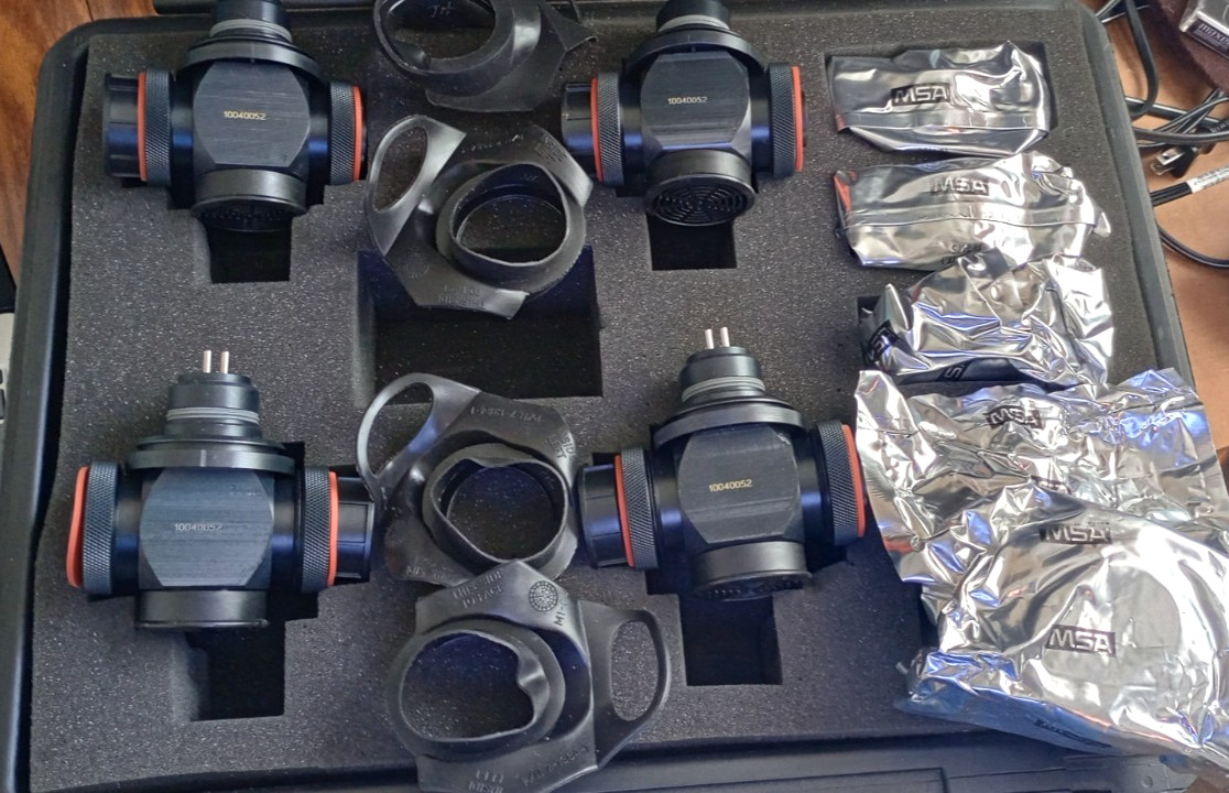 MSA APR Adapter Truck Kit Push Connection 10040054 SCBA ((( EXCEL. CONDITION )))