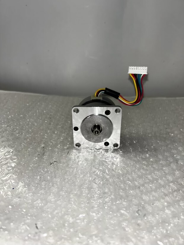 Cole Parmer / Stuart 2400 RPM / 24 VDC Brushless DC Motor – FL57BLS40 – Used