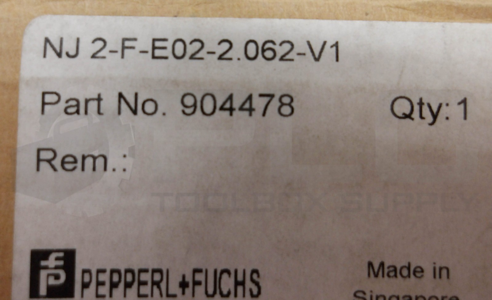 NEW PEPPER+FUCHS NJ 2-F-E02-2.062-V1 POSITION SWITCH
