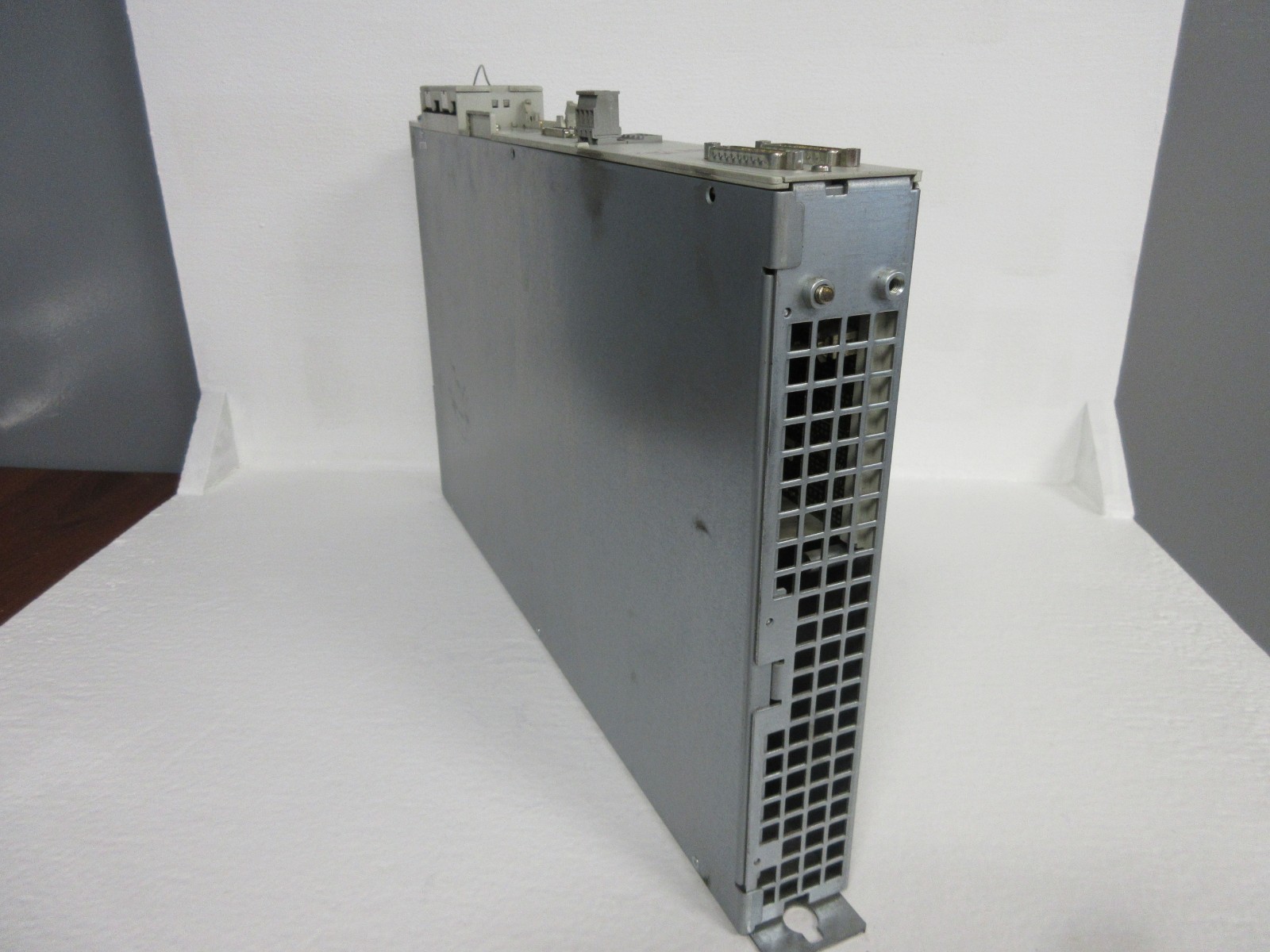 SIEMENS 6SN1123-1AB00-0HA2 USED SIMODRIVE W/ 6SN1118-0DM21-0AA0 6SN11231AB000HA2