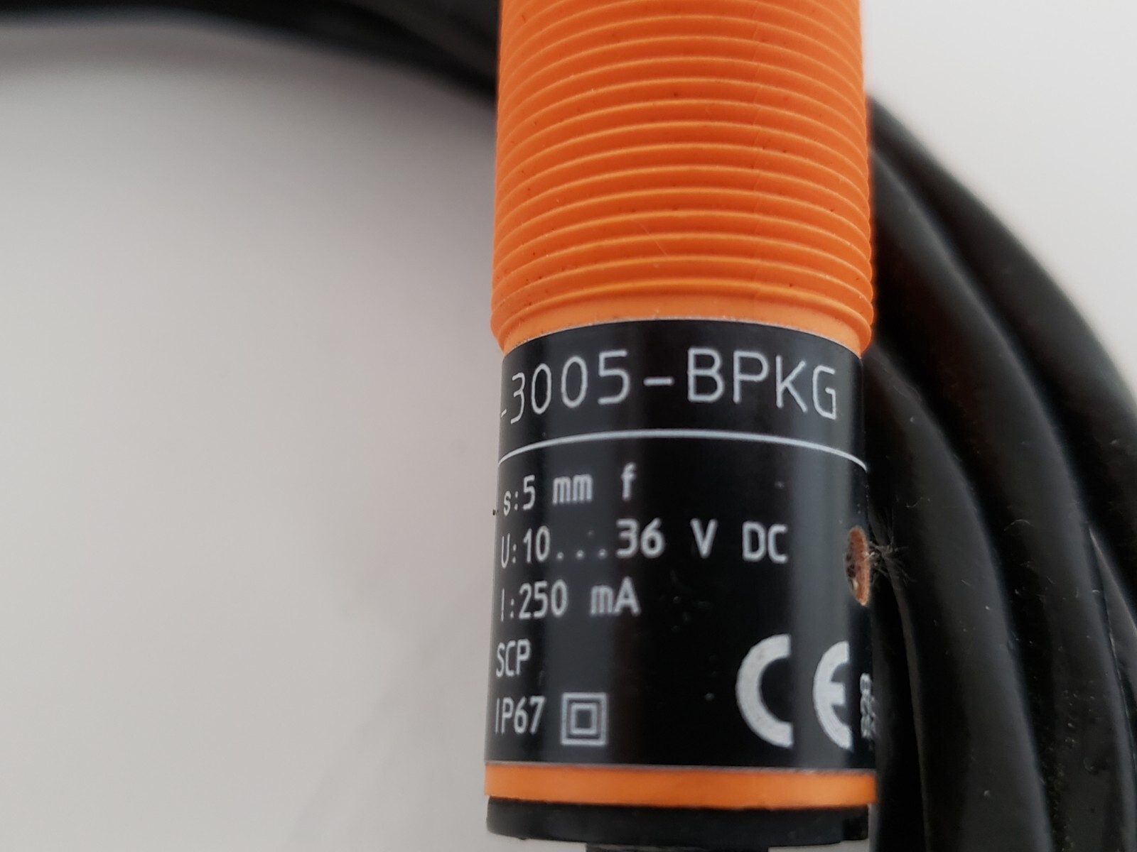 IFM ELECTRONIC IG-3005-BPKG INDUCTIVE PROXIMITY SWITCH 10-36V DC (IG5518) NNB