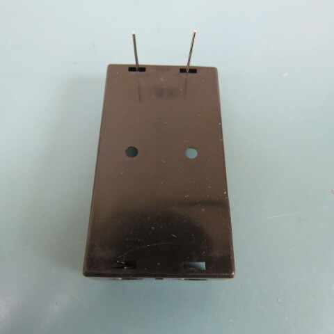 ETTINGER GMBH 15.32.632 Qty of 100 per Lot BATTERY HOLDER, 2-AA