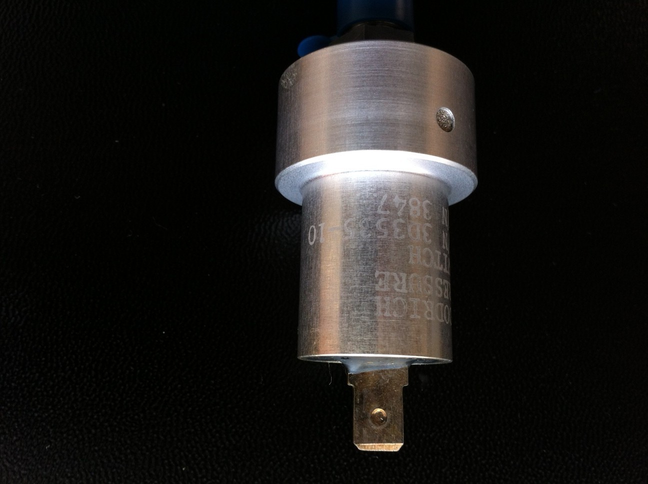 3D3535-10 Goodrich Aircraft De-Ice Pressure Switch.