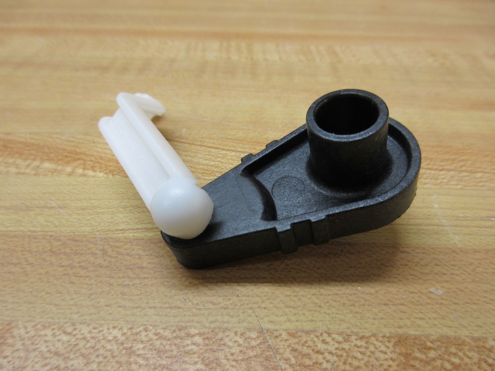 Navistar 2597225C91 Door Lever Kit