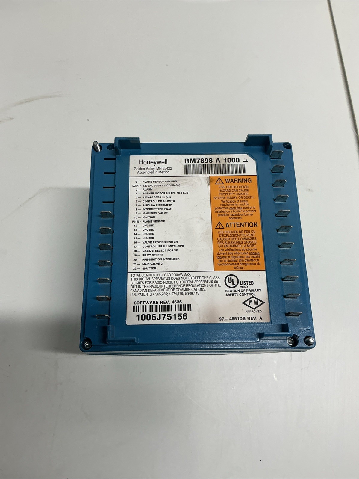 Honeywell RM7898 A 1000 Burner Control W/ Ultraviolet Flame Amplifier AA-957