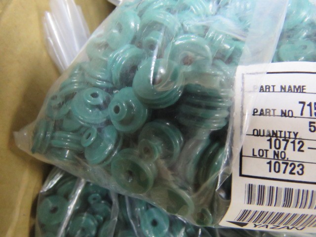 Yaz 7157-3580-60 Qty of 200 per Lot Seal