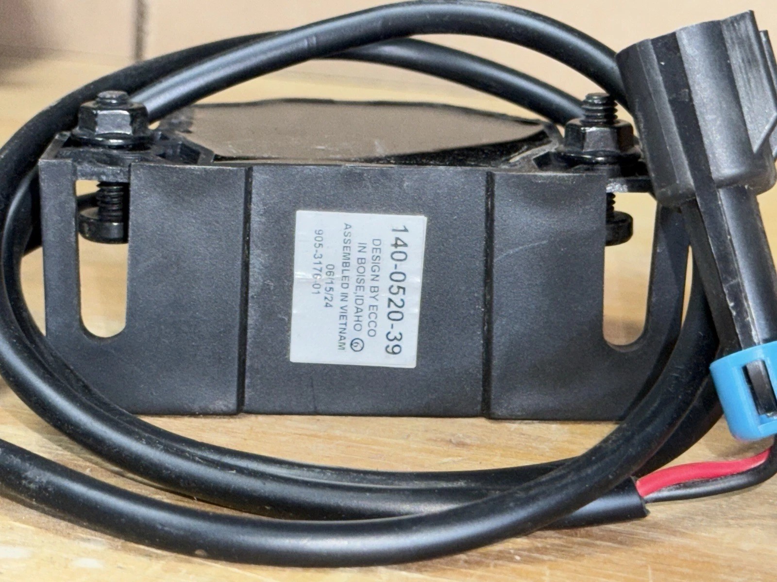 Ecco 500 Series Back-Up Alarm Model 520 12-24V Black Alarm System 97dB NOB