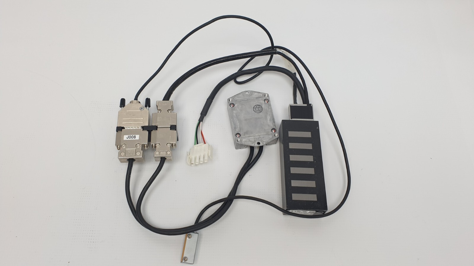 Yaskawa Serial Converter JZDP-J008-629 with Accessories