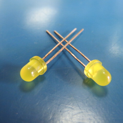LENLITE LLL4553 Qty of 100 per Lot LED YELLOW DIFFUSED 5MM 100/BAG LENLITE