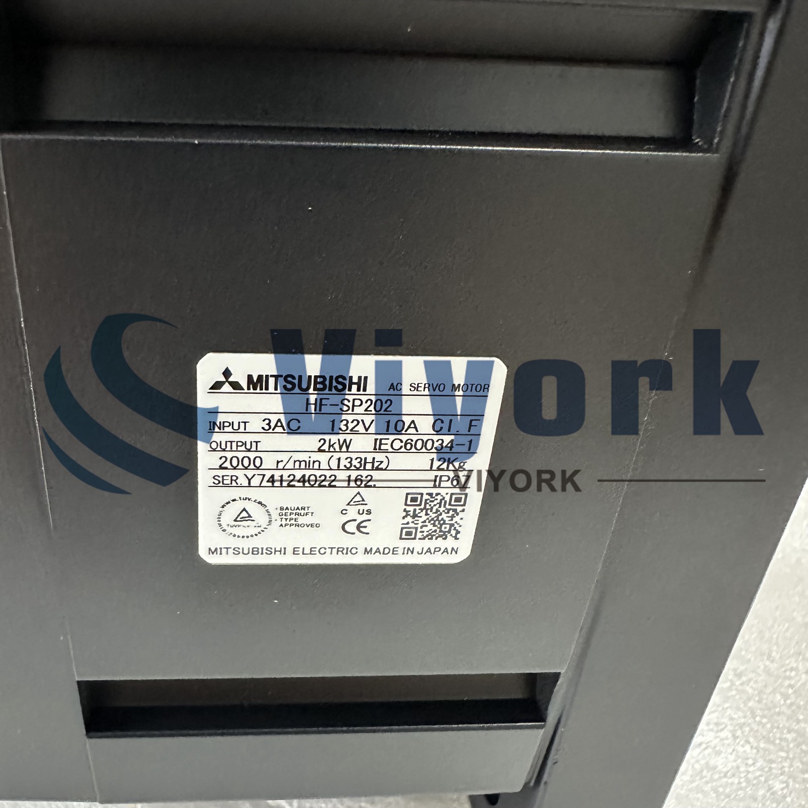 Mitsubishi HF-SP202 AC SERVO MOTOR NEW