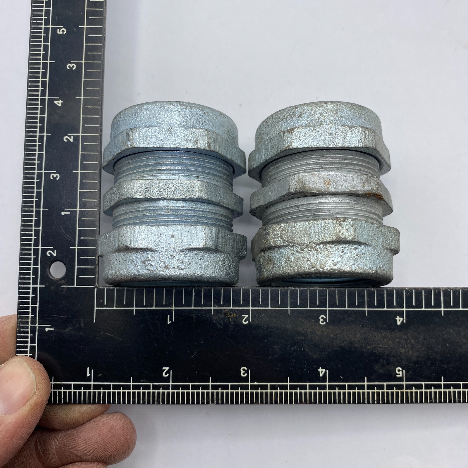 1″ Electrical Metallic Tube Compression Coupling -LOT OF 2 ASSORTED🔔