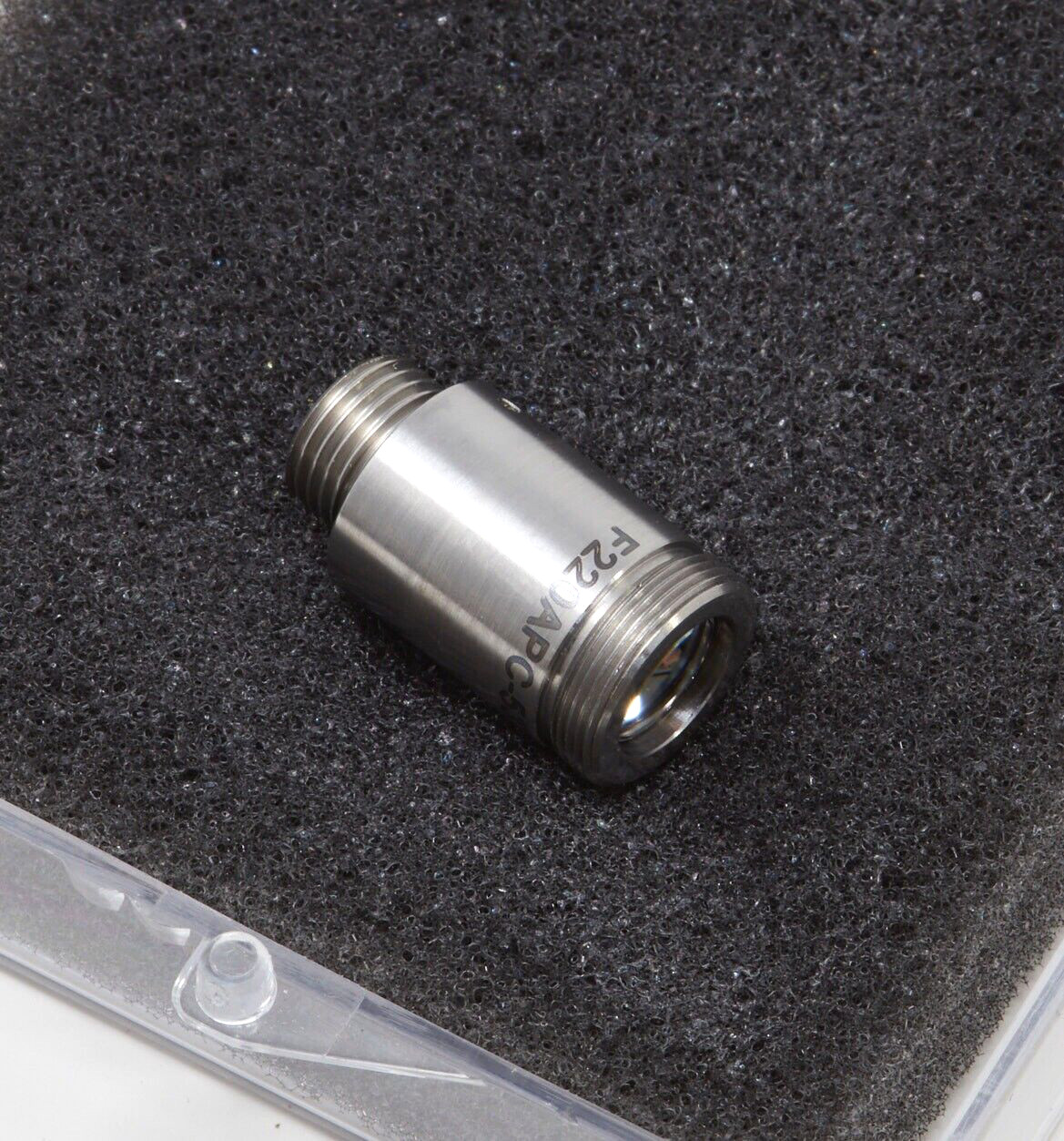 ThorLabs F220APC-532 Fiber Collimation Package BRAND NEW