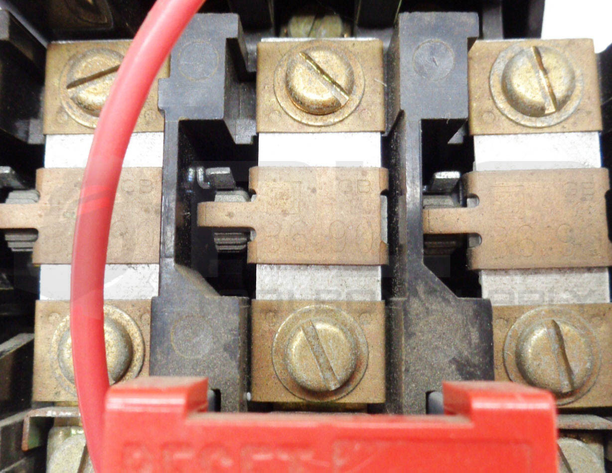 SQUARE D 8536 SBG2 /C CONTACTOR 8536 SBG2F4T W/ 31041-400-42 W/3 – B6.90