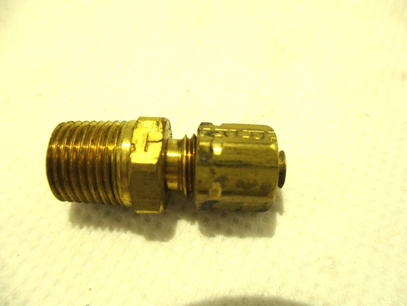 NEW LOT OF 5 PARKER 68CA-2-2 COMPRESSION FITTINGS 1/8 BRASS CONNECTOR