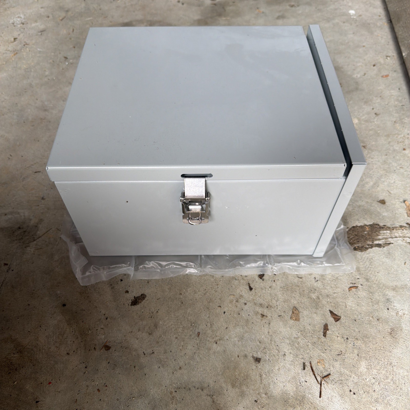 Austin Electrical Enclosure 12″ X 10″ X 6″ N3R SM WP PER DWG 12106WS004 New