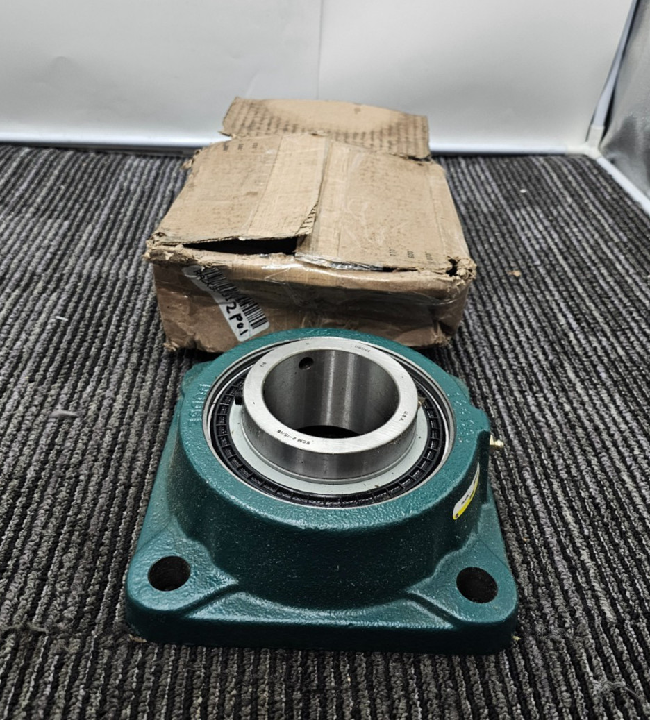 Dodge 126196 F4B-SCM-215 Flange-Mount Ball Bearing 2-15/16 in Bore 4-Bolt Flange