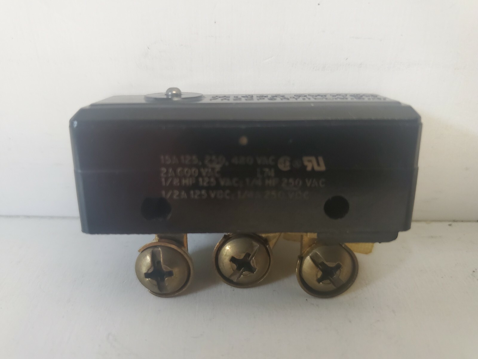 NEW OLD STOCK! MICRO SWITCH PIN PLUNGER LIMIT SWITCH BZ-2R-P1