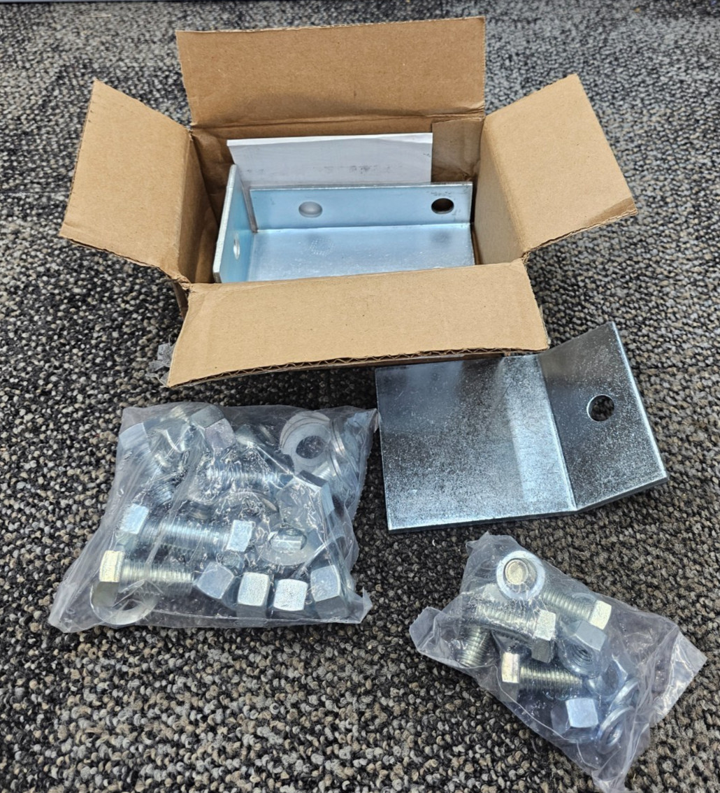 25CS-H HDW BASE SGL 25SER INDL Industrial Hardware Replacement Silver