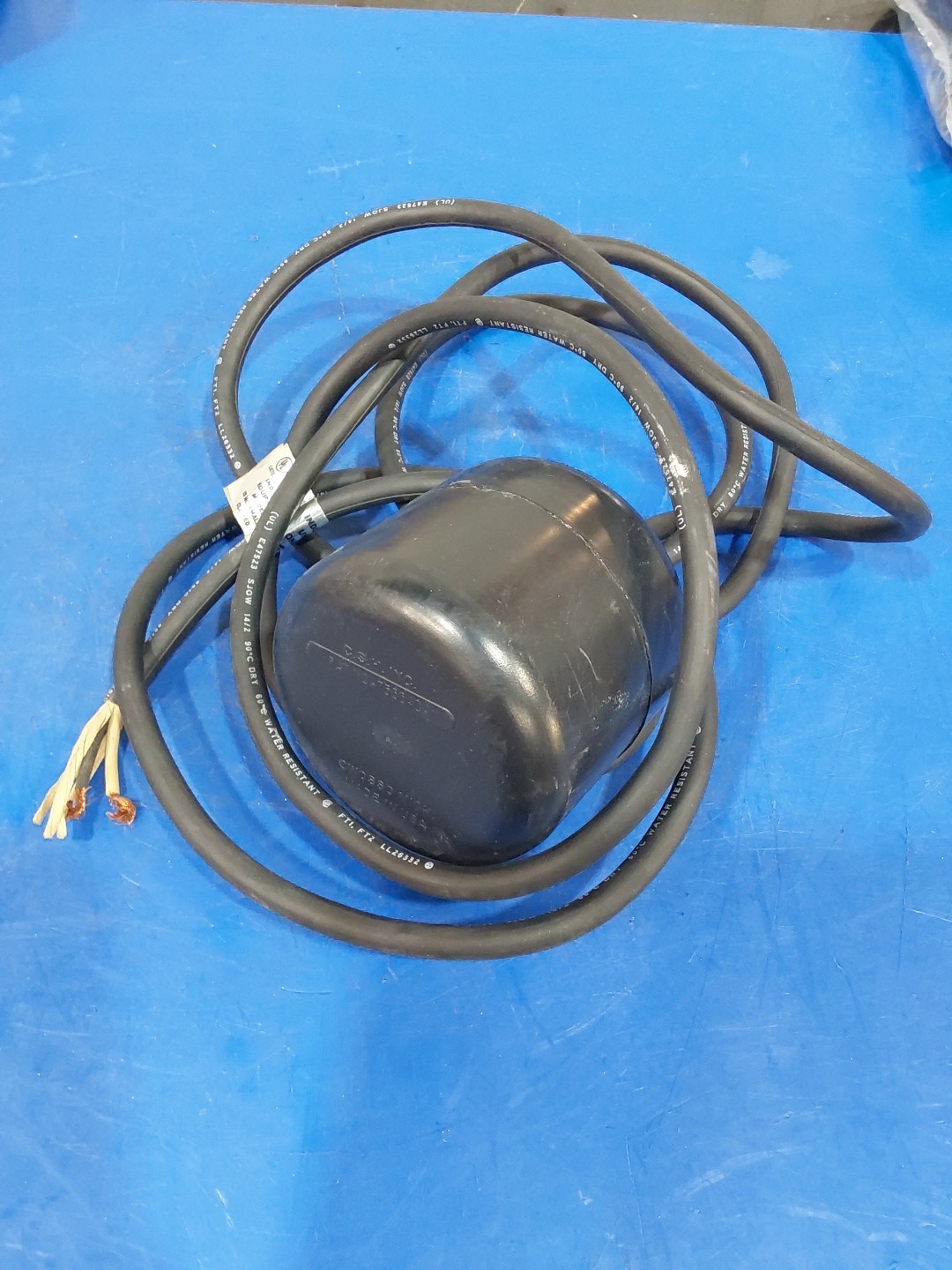 CHS Inc. 012M1A Mechanical Float Switch 15A 1/2HP – No Box