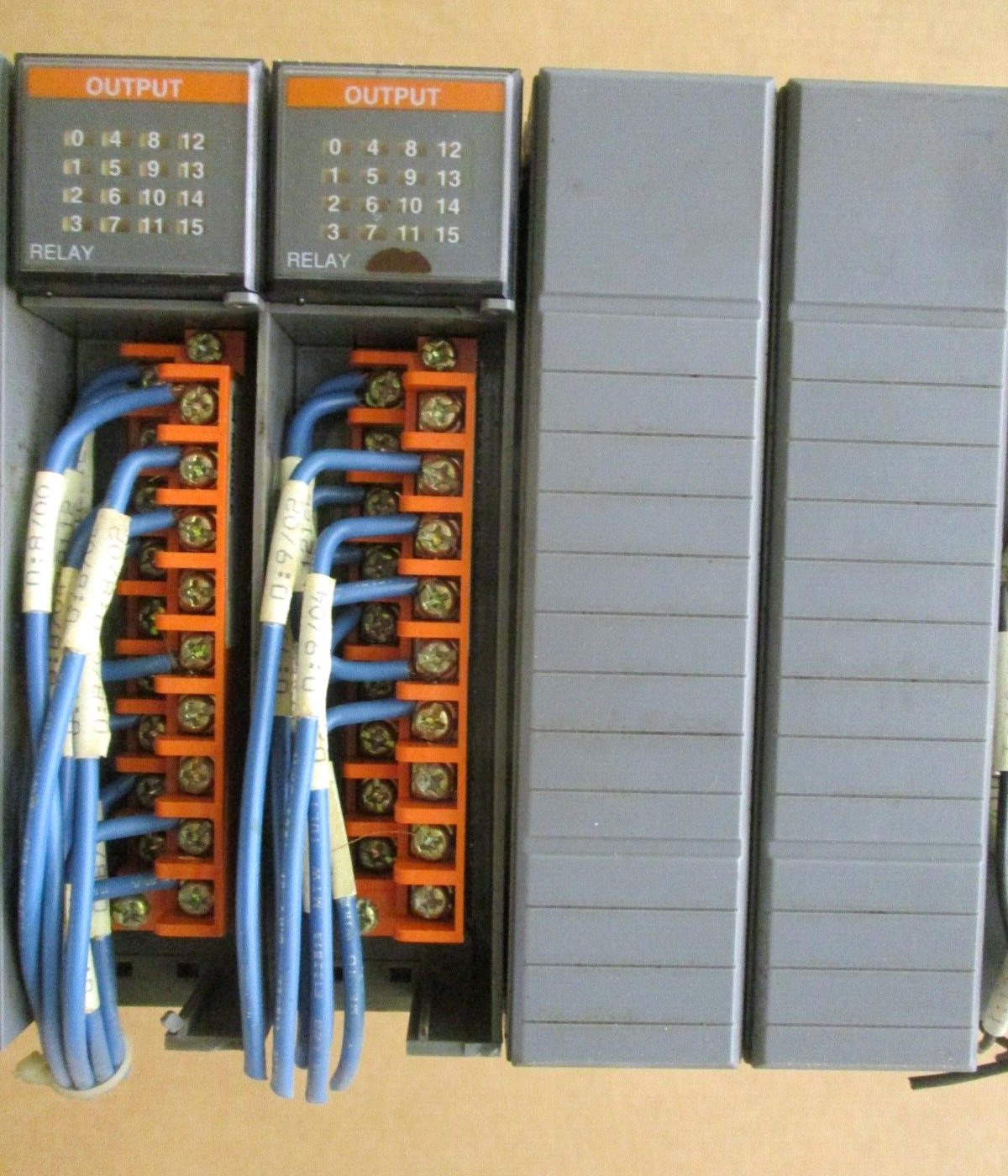 Allen-Bradley SLC 500 1746-P3 SLC 5/04 CPU 1747-L541 1747-DCM 1747-SDN 48681GN