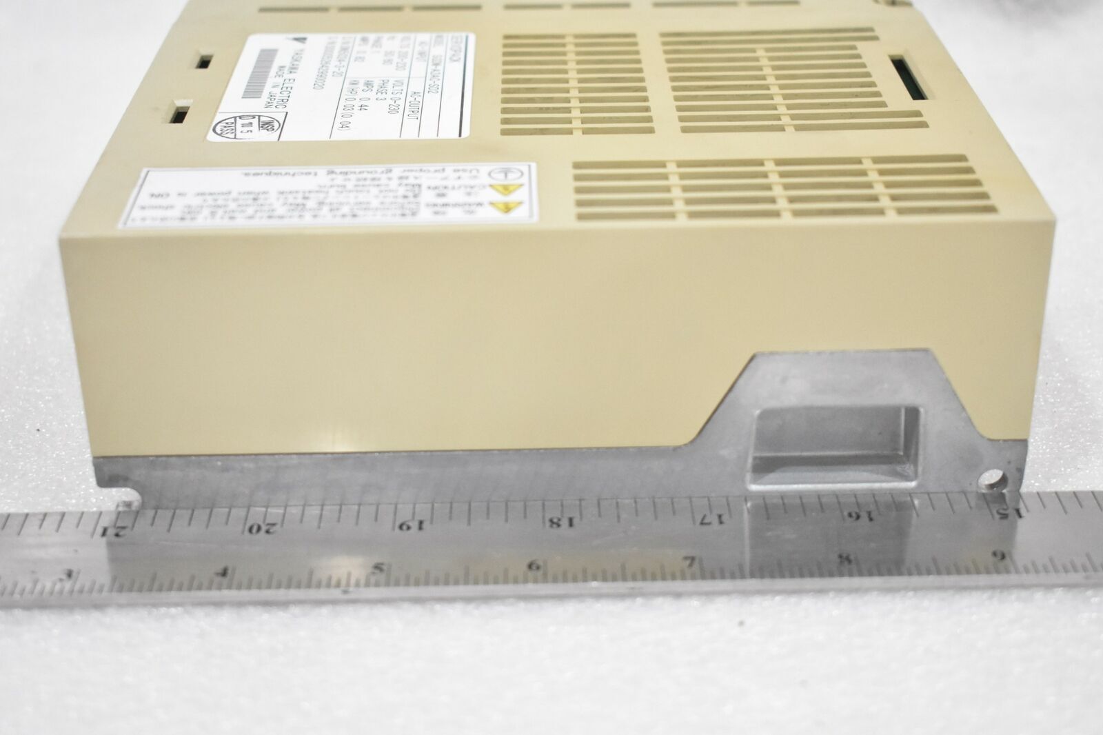 YASKAWA JUSP-R44AA-SD7