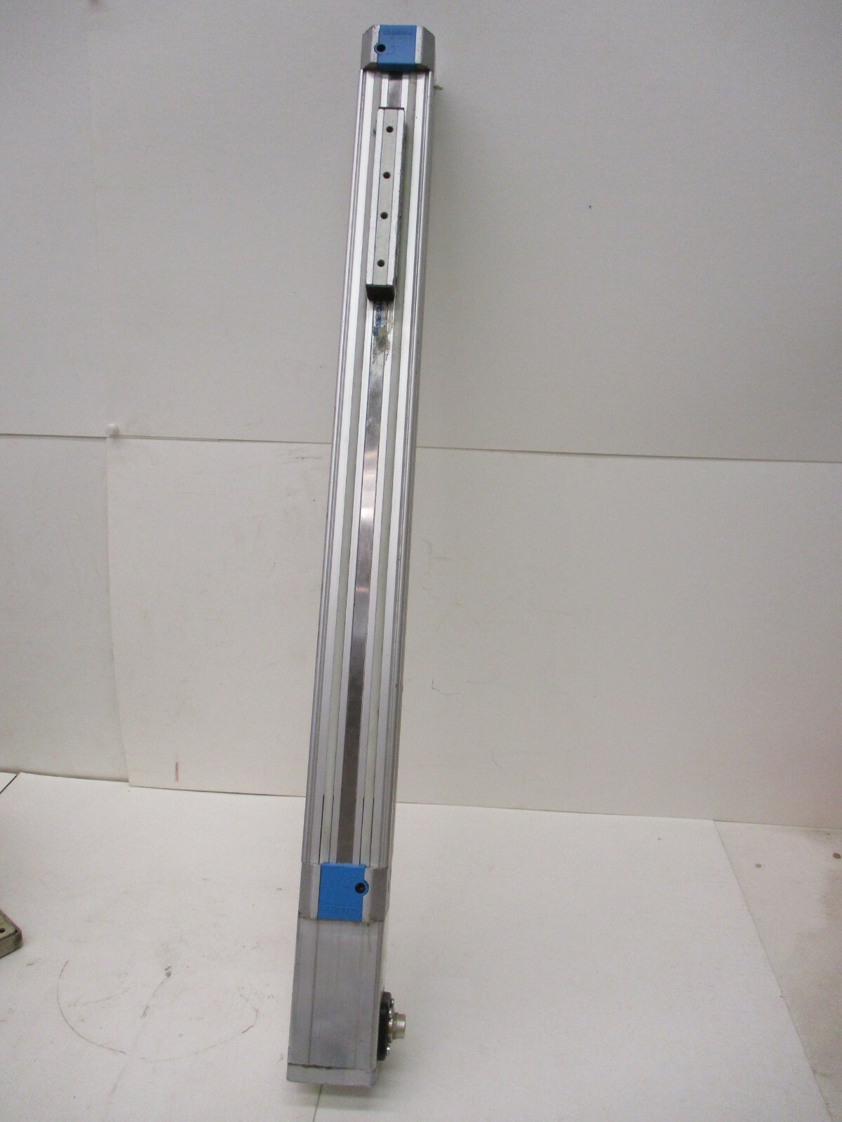 Festo SMS AIRS 25717650 13004396 DGPI-32-360-PPV-AF-GK-AU A1776ELL