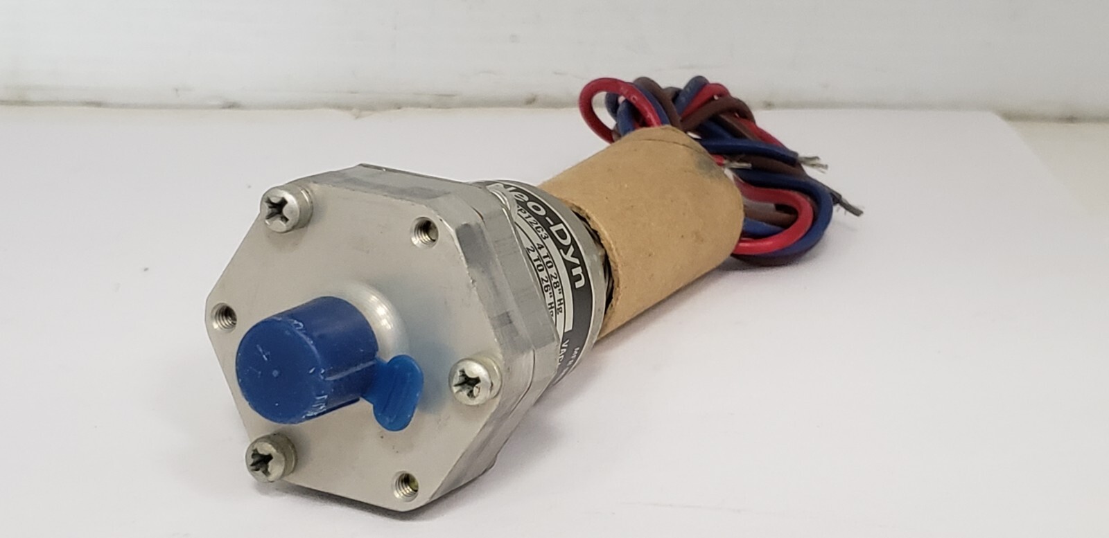 ITT NEO-DYN 182P12C3 VACUUM SWITCH, 250PSIG, 5 AMPS, 125/250VAC, NNB