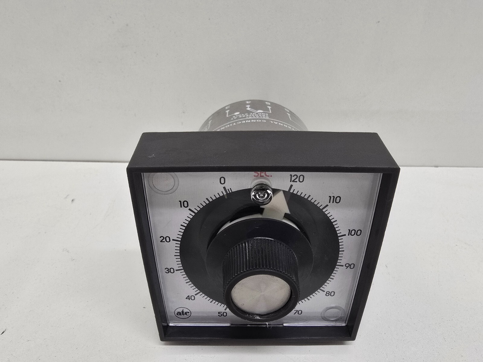 GOOD USED! ATC 120VAC 120SEC ELECTROMECHANICAL TIMER 305E-008-A-10-XX