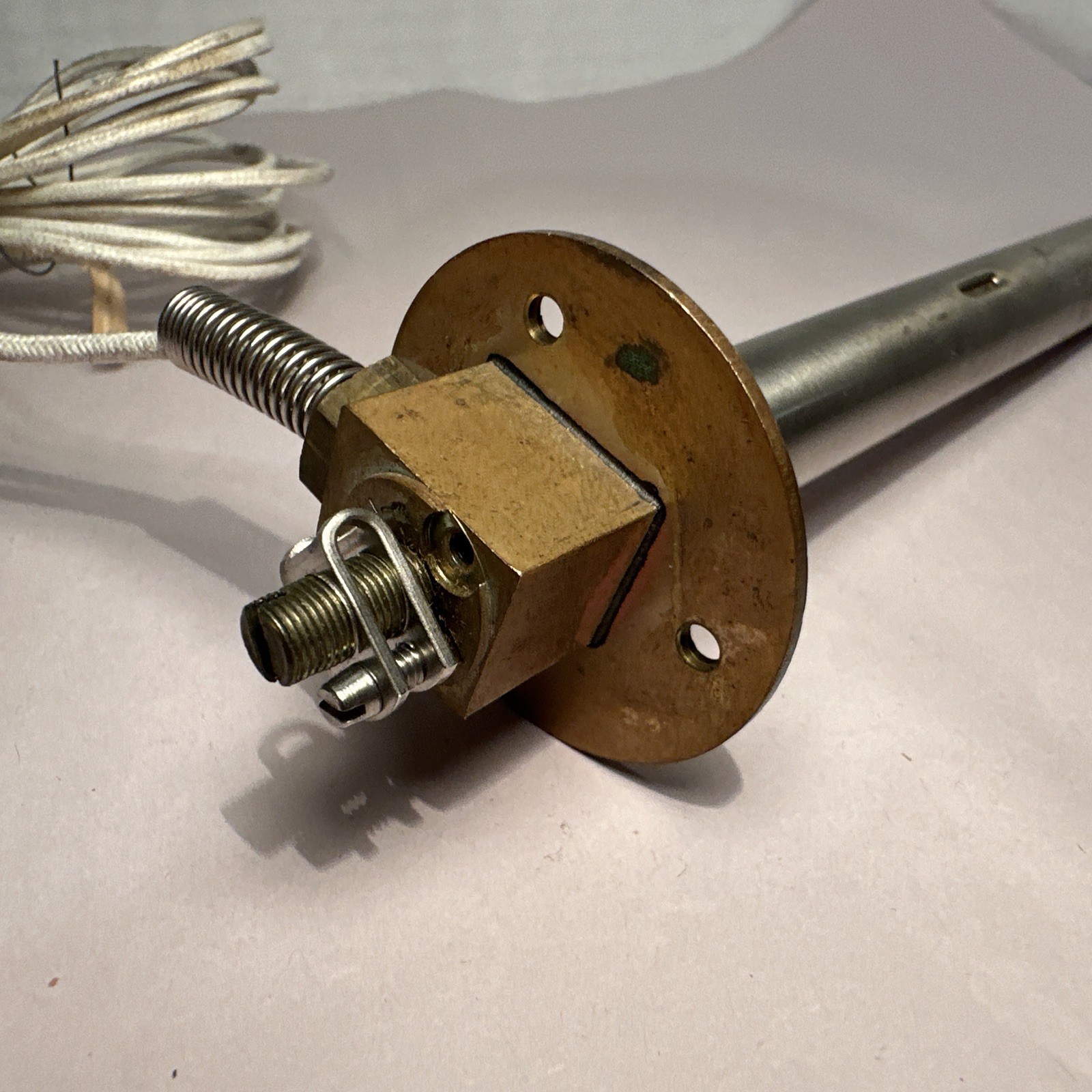 Fenwal 17303 – 11 Thermoswitch ( -100 to 600F) Open Box – nice condition