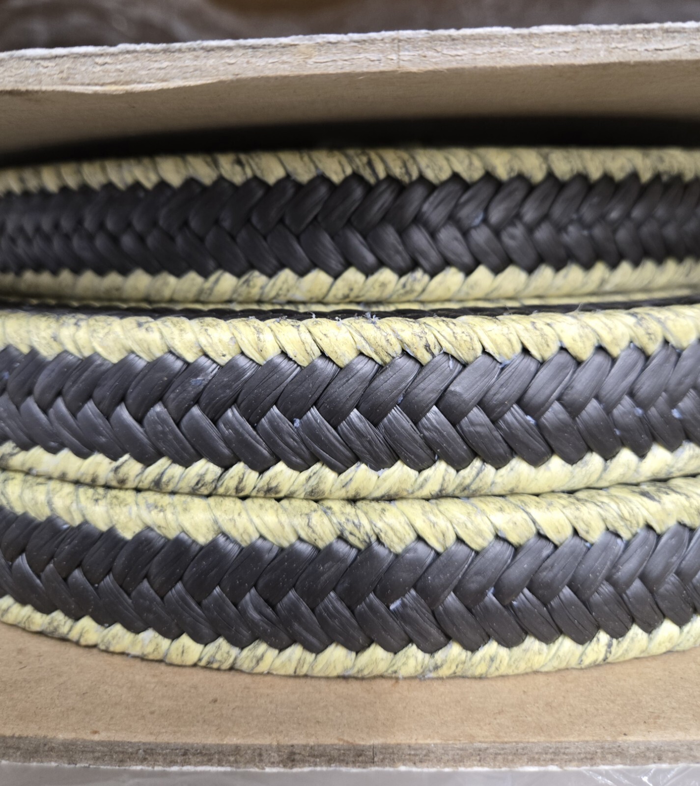 NEW ENGLAND BRAIDING COMPANY ROPE TYPE #104, 1″ 15-10LBS.