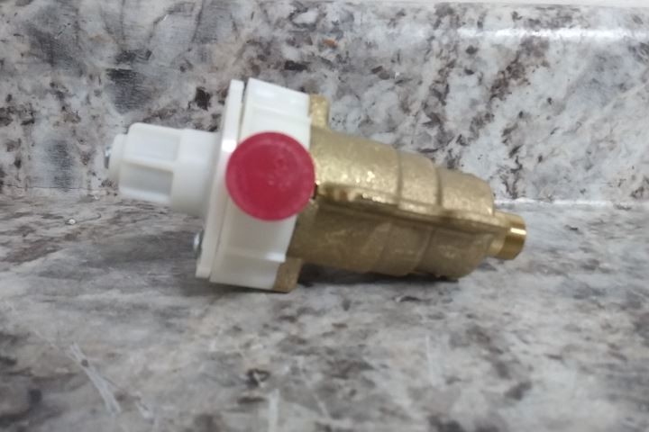 Chicago Faucets 131-CFMAB 3/8 In Inlet/Outlet Thermostatic Mixing Valve