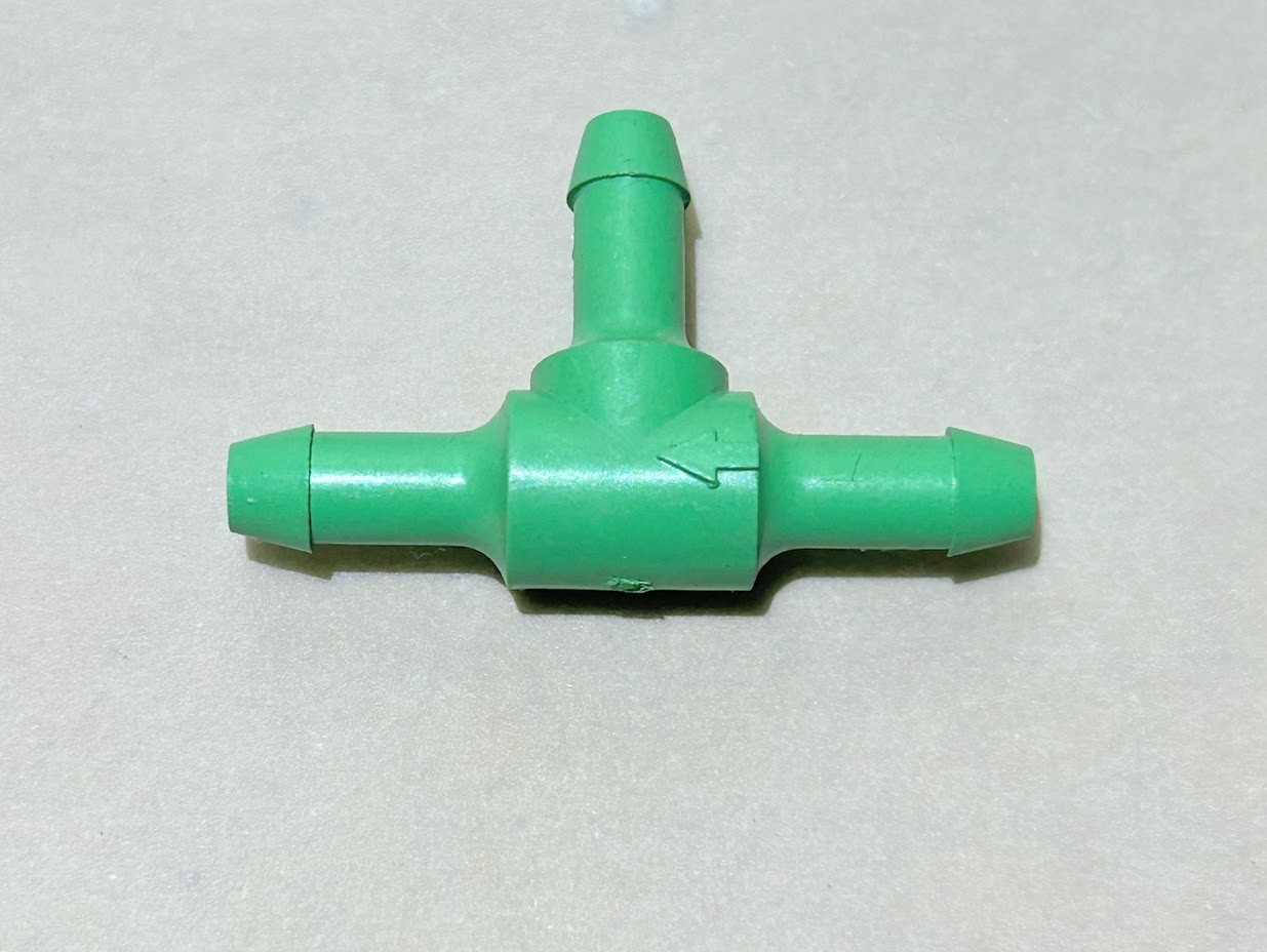 JOHNSON CONTROLS R-3710-3007 (LOT OF 10) 1/4″ In BARBED RESTRICTOR TEE