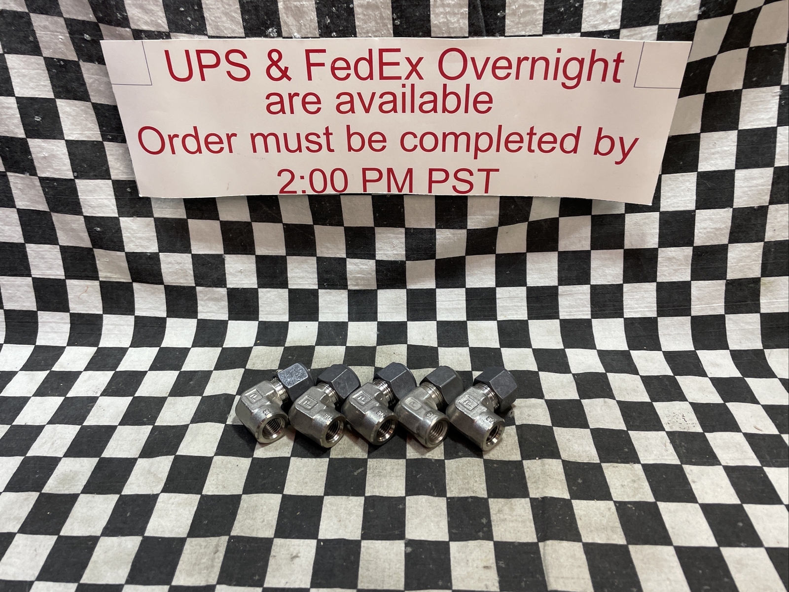 PARKER Female Elbow 1/2″ TUBE X 1/4″ FNPT 8-4 DBZ-SS, 84DBZSS, LOT OF 5#1604M18