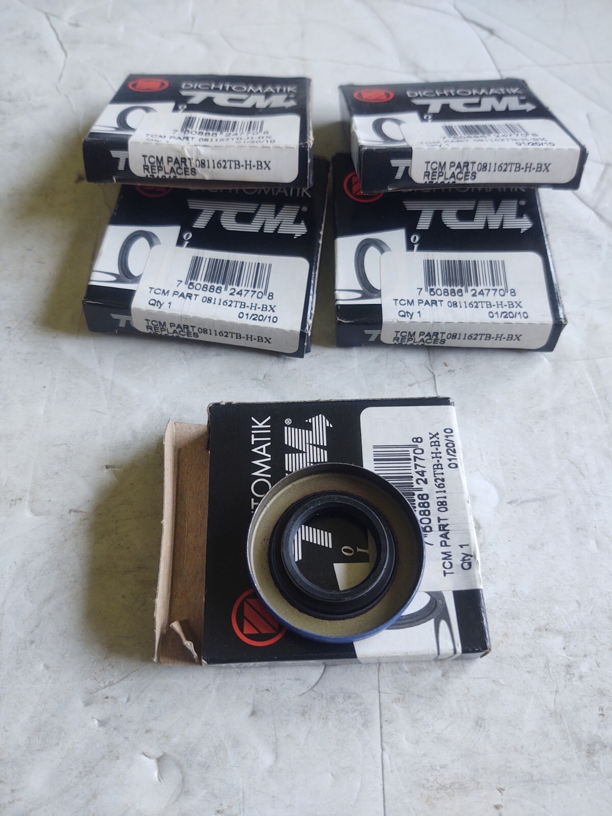 (5) TCM # 081162TB-H-BX / OIL SEAL. (.813 SHAFT, 1.624 BORE, .25 WD).