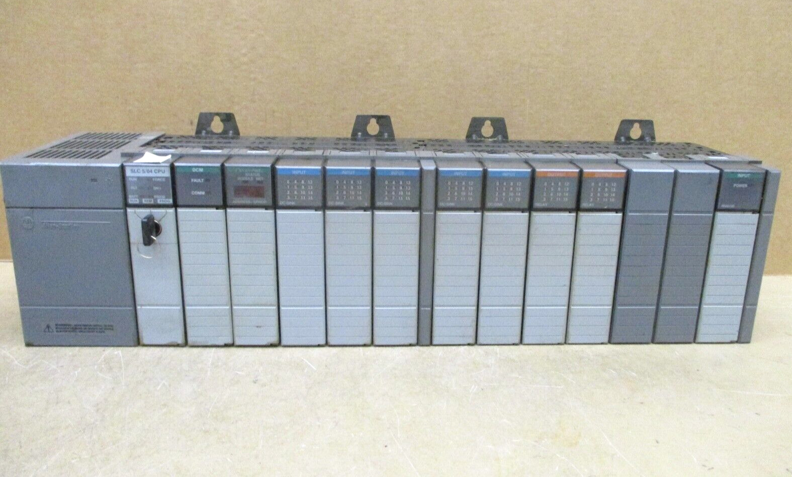 Allen-Bradley SLC 500 1746-P3 SLC 5/04 CPU 1747-L542 1747-DCM 1747-SDN 48695GN