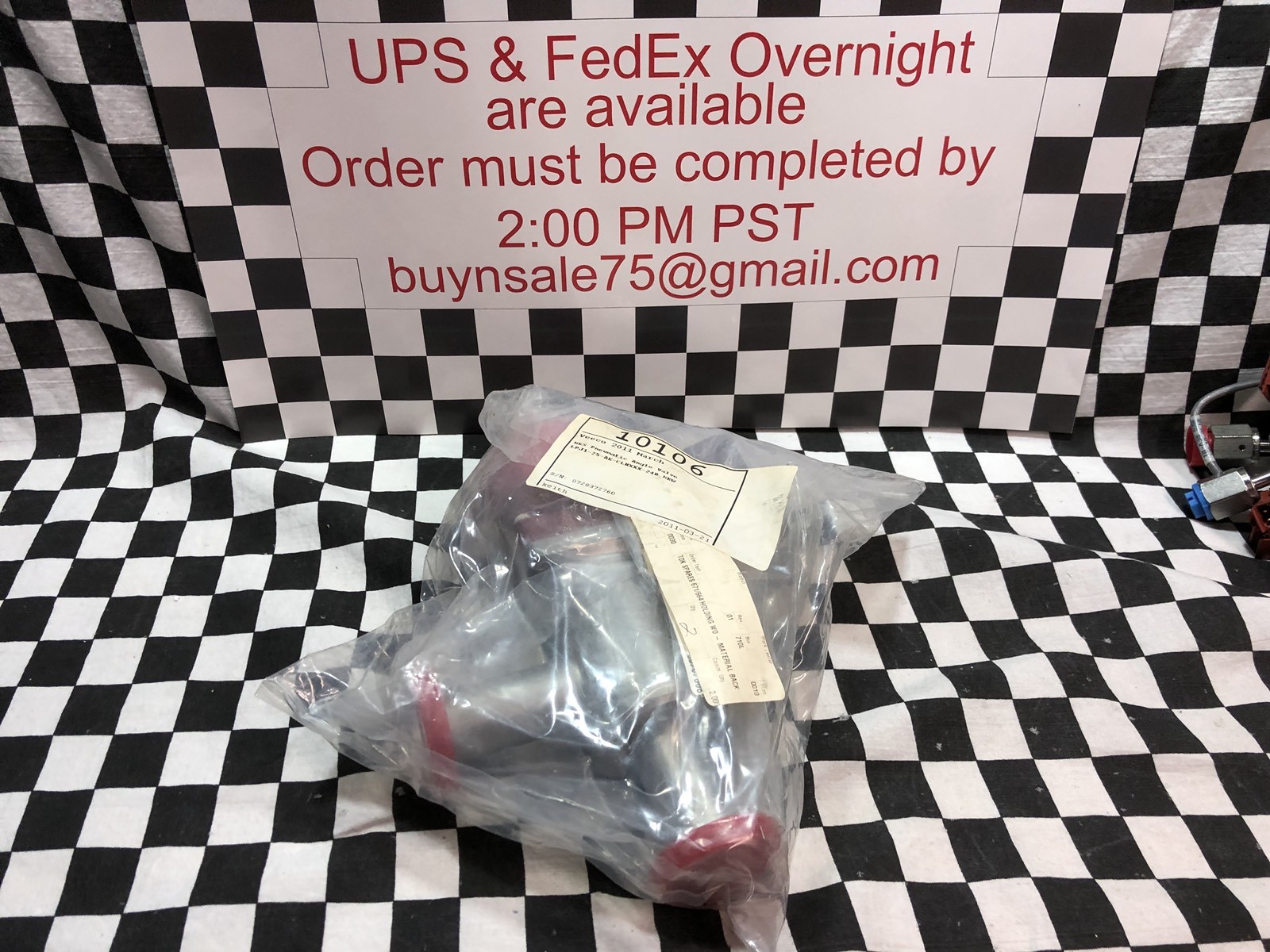 MKS LPJ1-25-AK-CLHXXX-24D, Pneumatic Angle Valve KF-25 with Solenoid, BOX 14 “A”